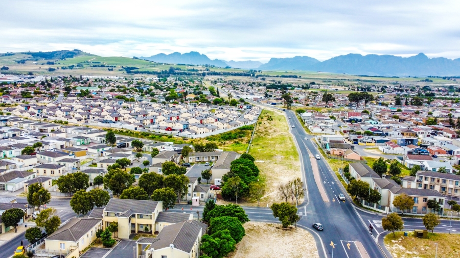 4 Bedroom Property for Sale in Sunset Glen Western Cape